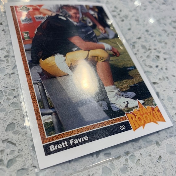 Brett Favre Rookie Card 1991 - Picture 3 of 3